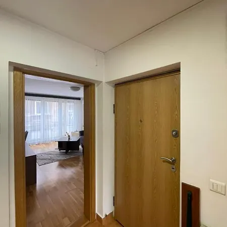 Apartment Rena - Free Parking Sarajevo Exterior photo
